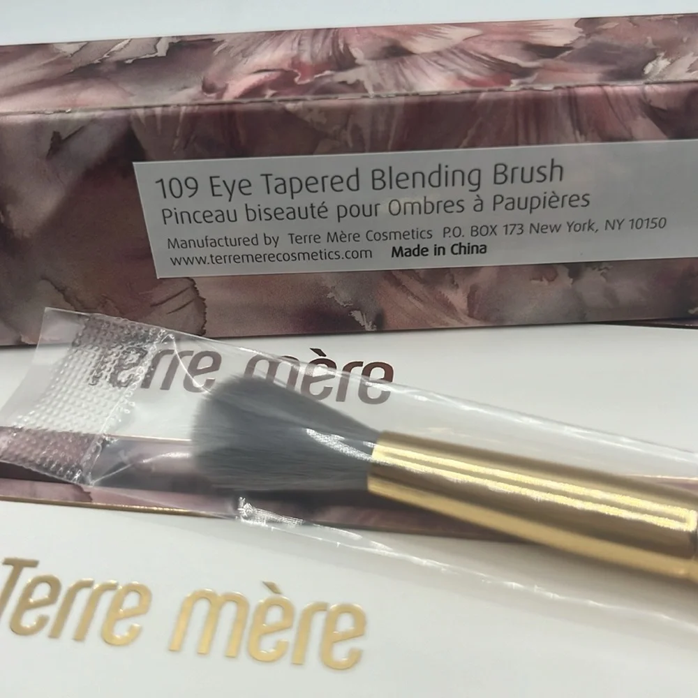 Terre Mere Advance Contour & Highlight Brush set